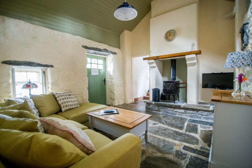 Fermoyle Properties Carleys Cottage Fanore Exteriér fotografie